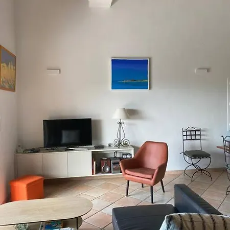 Havre De Paix Provencal Holiday home *