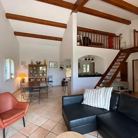 Havre De Paix Provencal Holiday home *